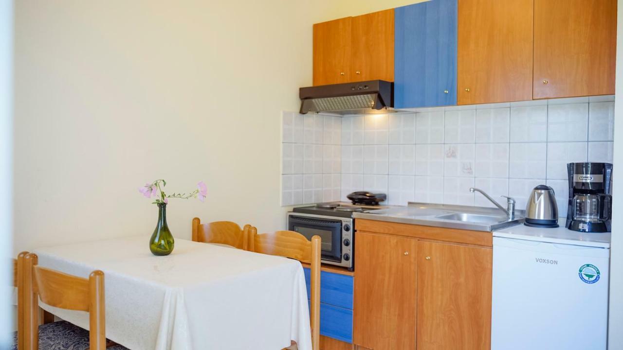 Aparthotel Aneton à Chrysi Ammoudia Extérieur photo
