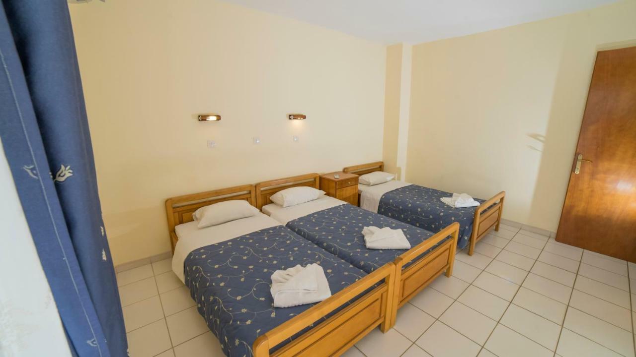 Aparthotel Aneton à Chrysi Ammoudia Extérieur photo